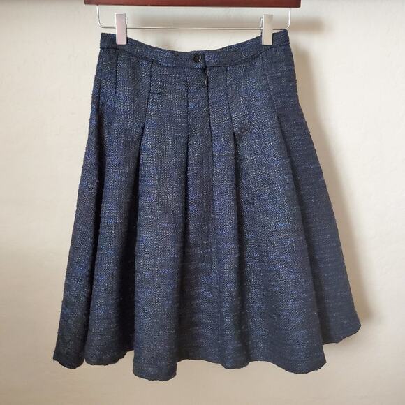 MAAC London Pleated Kimbal Skirt - Picture 6 of 12